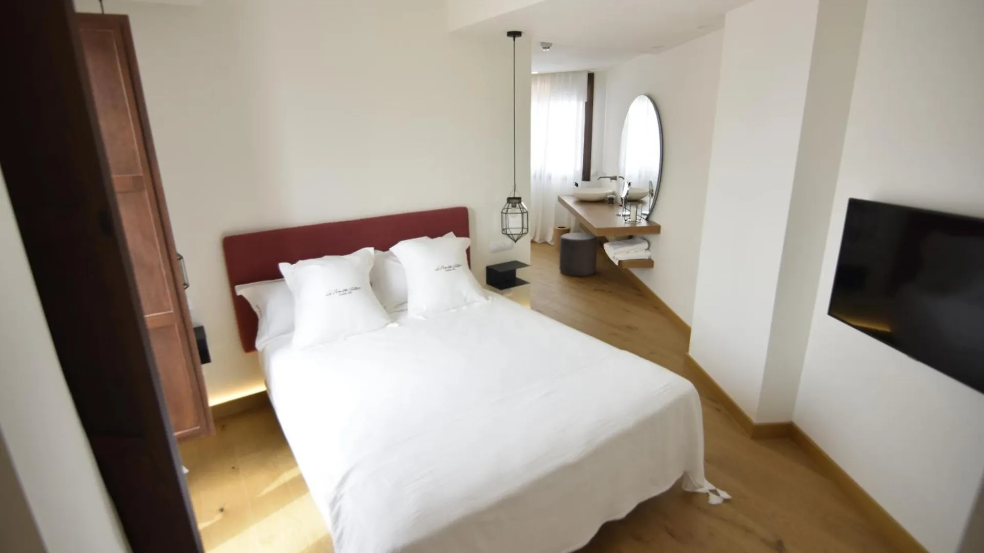 La Ermita Suites - Unico Hotel Monumento De قرطبة 2*,  إسبانيا
